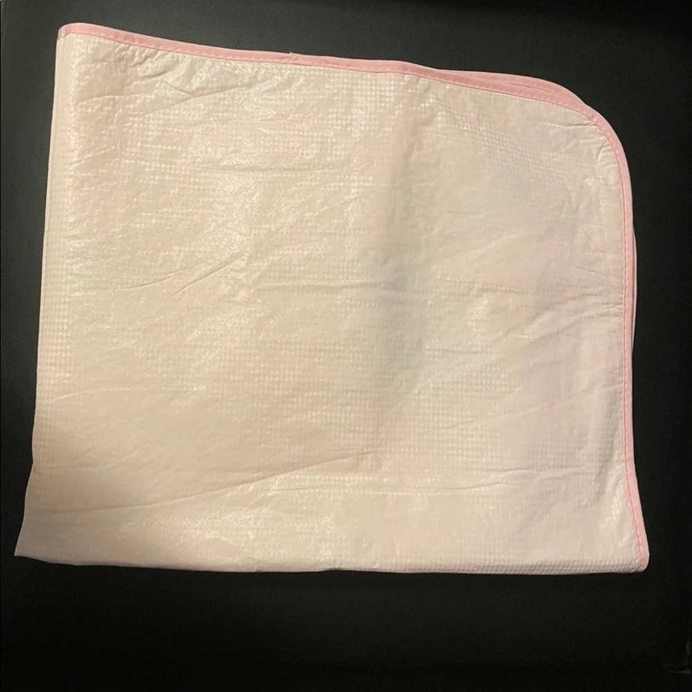 Waterproof Changing Pad - Picture 3 of 3
